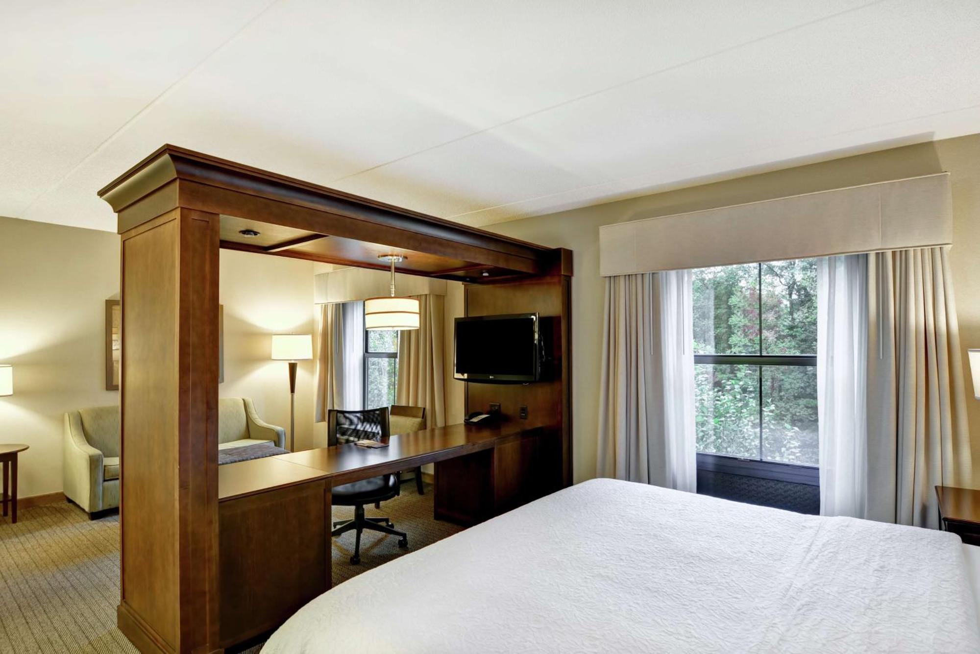 Hotel Hampton 3*