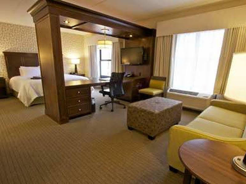 Hampton Hotel