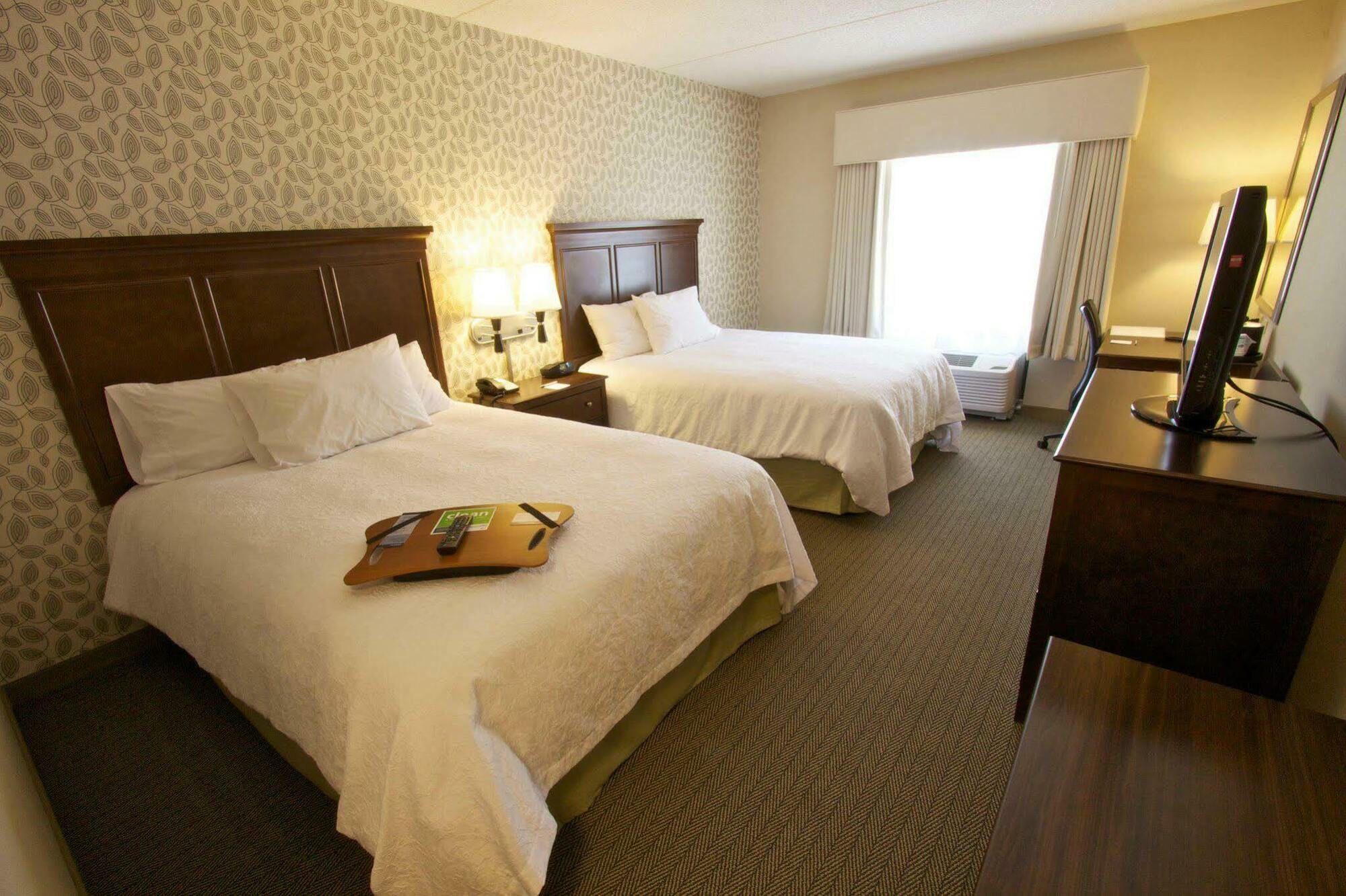 Hotel Hampton 3*